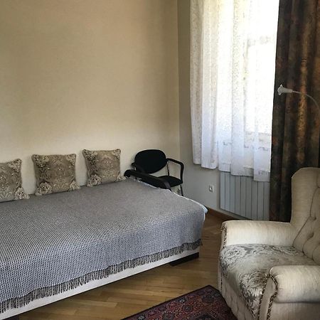 2-Х Квартира Поруч З Сумською, Госпіталь, Парк Центральний Kharkov Luaran gambar